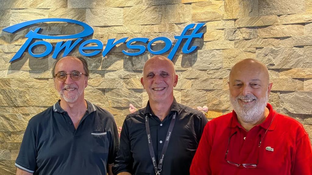 Pierfrancesco Fravolini, Francesco Sorino e Claudio Lastrucci nell'atrio della sede Powersoft