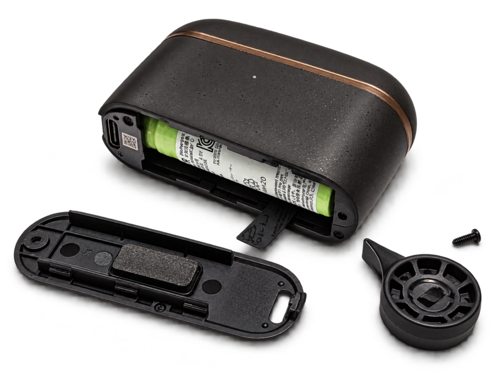 Sennheiser Momentum 5 base di carica custodia auricolari smontata